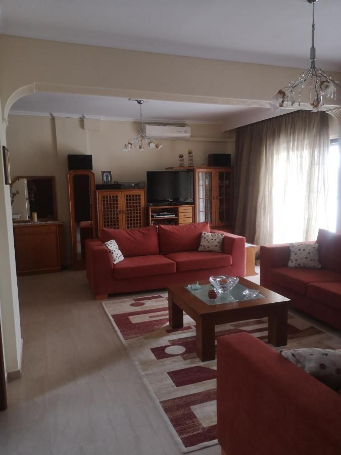 Comfortable Apartment In Kato Toumpa Thessaloniki Buitenkant foto
